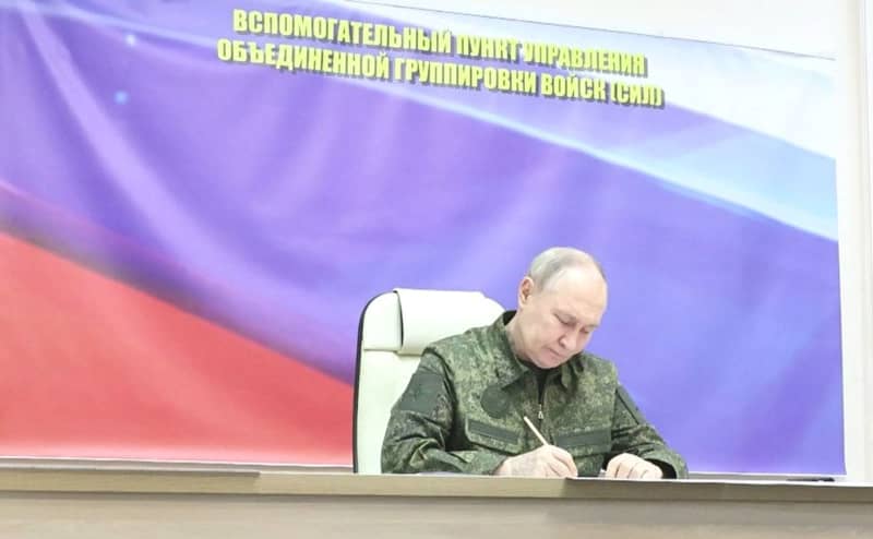Putin appears in Kursk, orders troops to expel Ukrainians