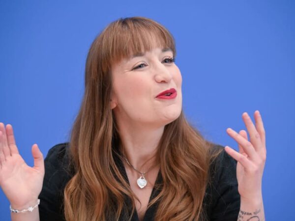 The Left says CDU and SPD are working against the majority