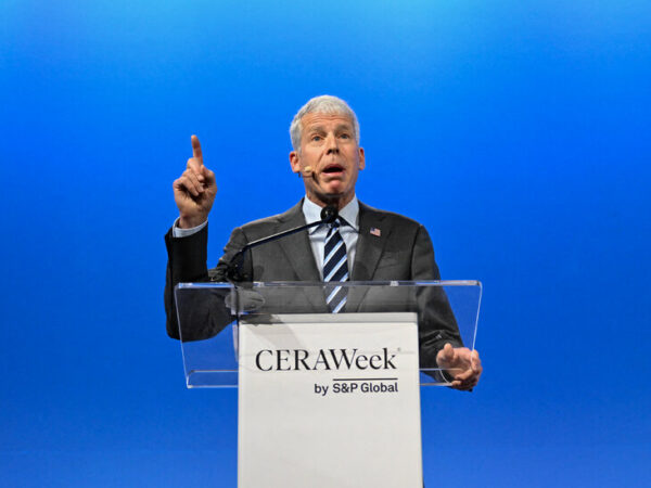 U.S. Energy Secretary Pledges to Reverse Focus on Climate Change